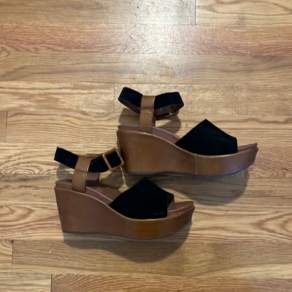 Kork-ease platforms